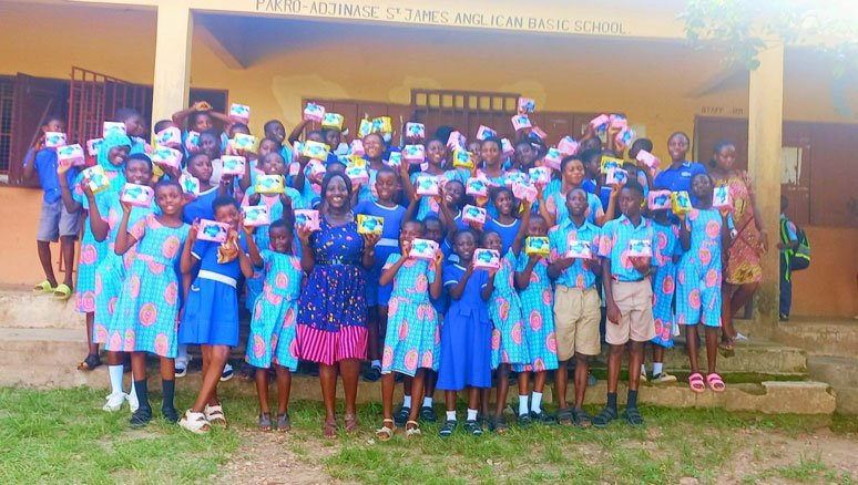 Portia-Dzifa-Dzilah Donates Menstrual Pads
