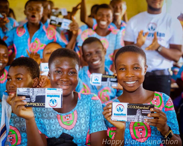 Some of the recipients of Happy Man Foundation's donation.