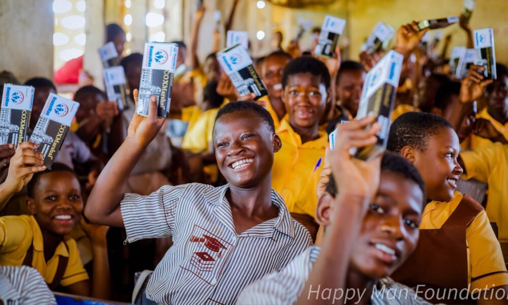 Some of the recipients of Happy Man Foundation's donation.